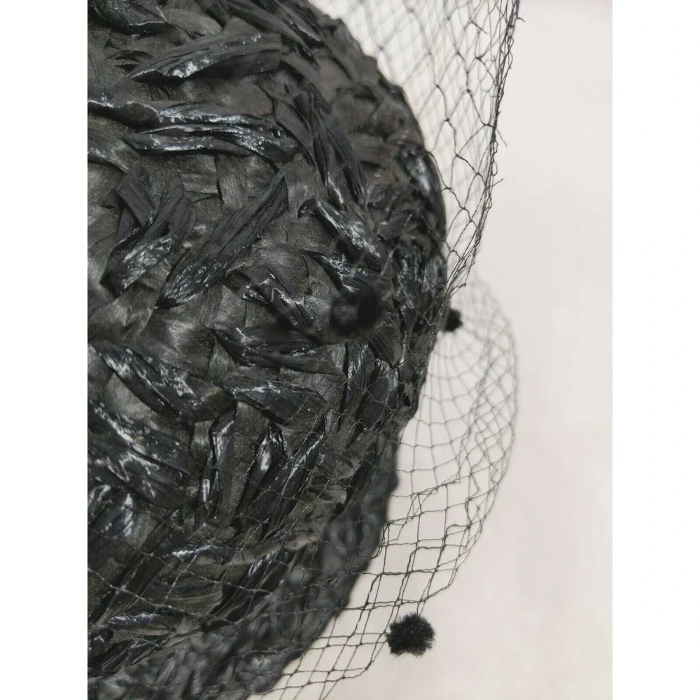 Vintage Women's Bucket Straw Hat Black with Netting Union Made in USA‎
